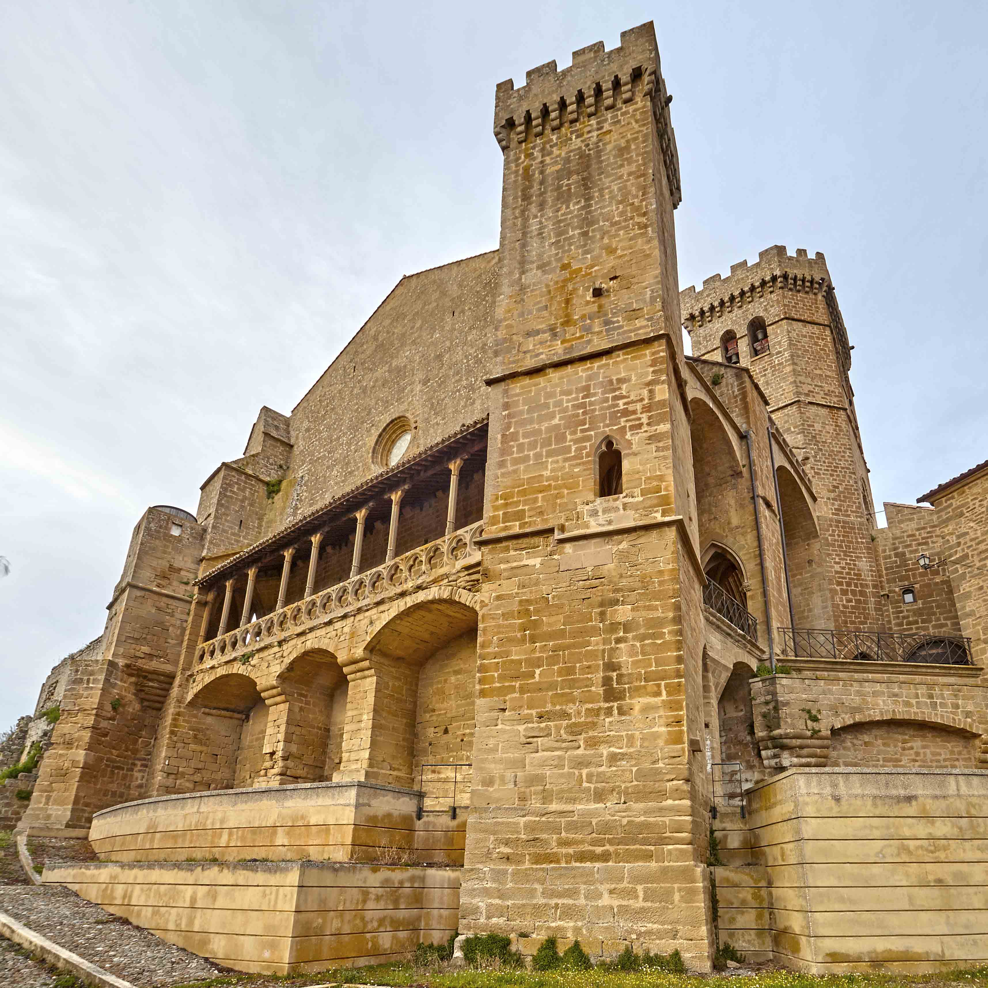Iglesia fortaleza de Santa María de Ujué