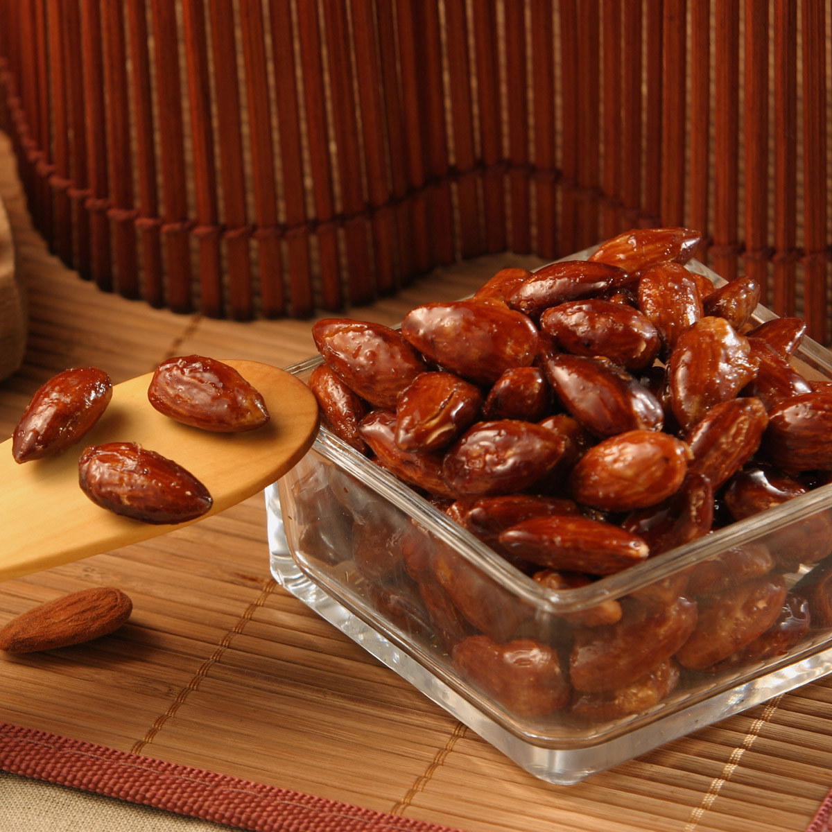 Turrón de miel y almendras