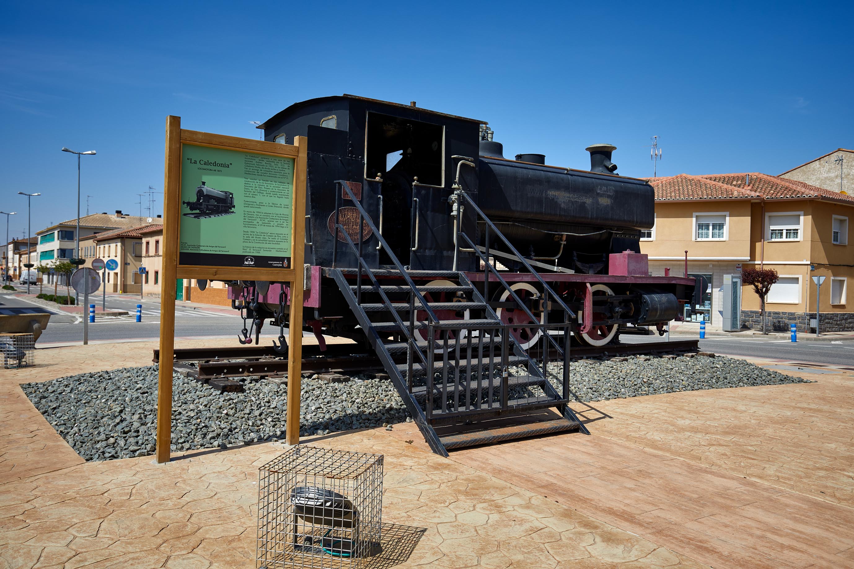 locomotora de un tren en Castejón