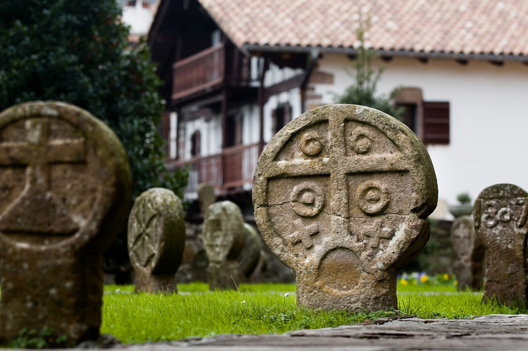estelas de piedra en Etxalar