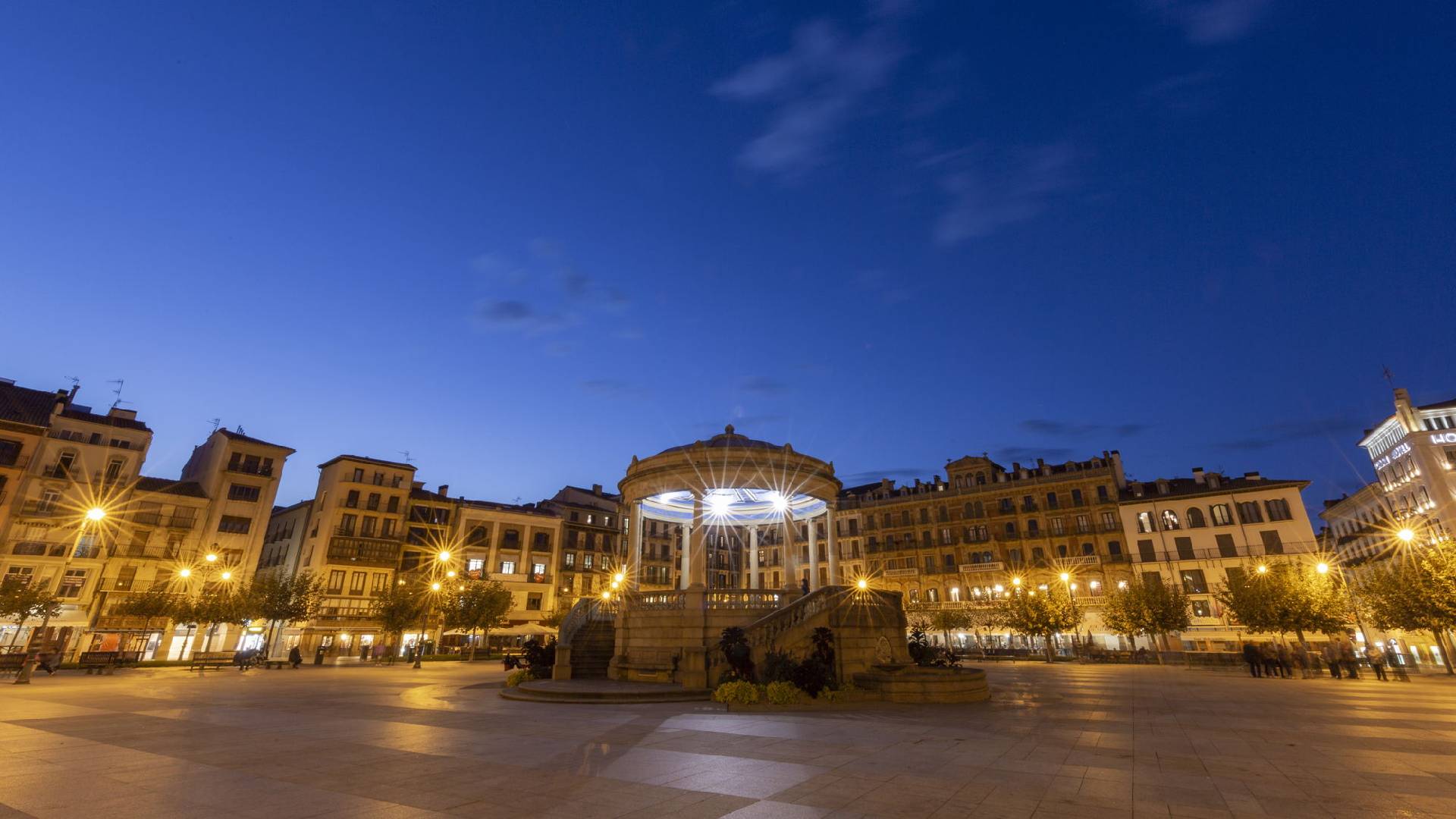 Plaza del Castillo de noche