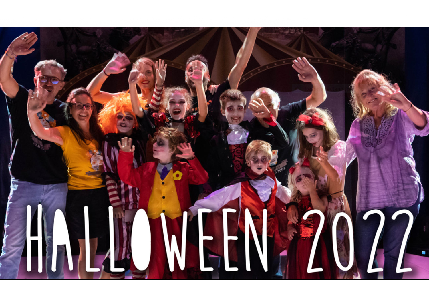 Grupo de personas disfrazadas en Halloween de Sendaviva