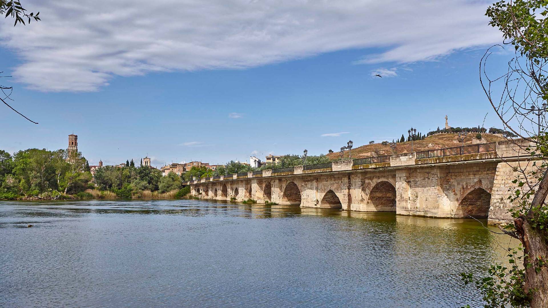 puente sobre el río Ebro en Tudela