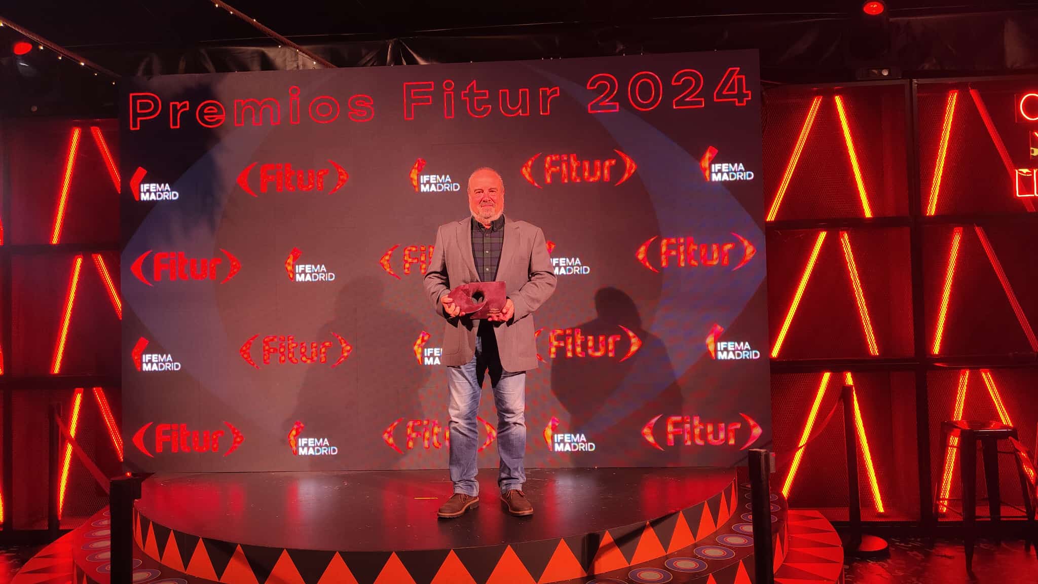 El proyecto navarro Desafío Overtrails Adventure se alza con el premio al mejor producto de Turismo Activo Fitur 2024