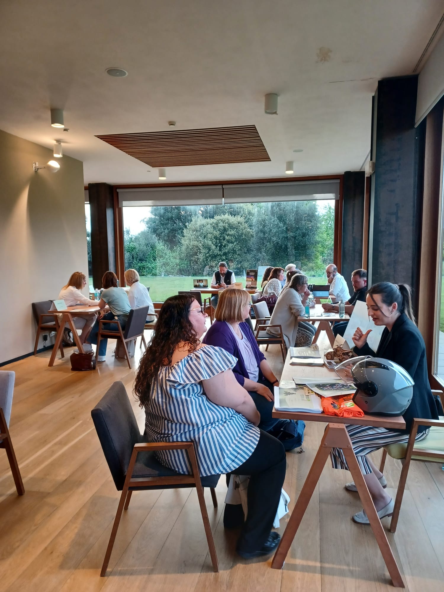 Navarra se muestra como tierra de contrastes ante 25 turoperadores alemanes