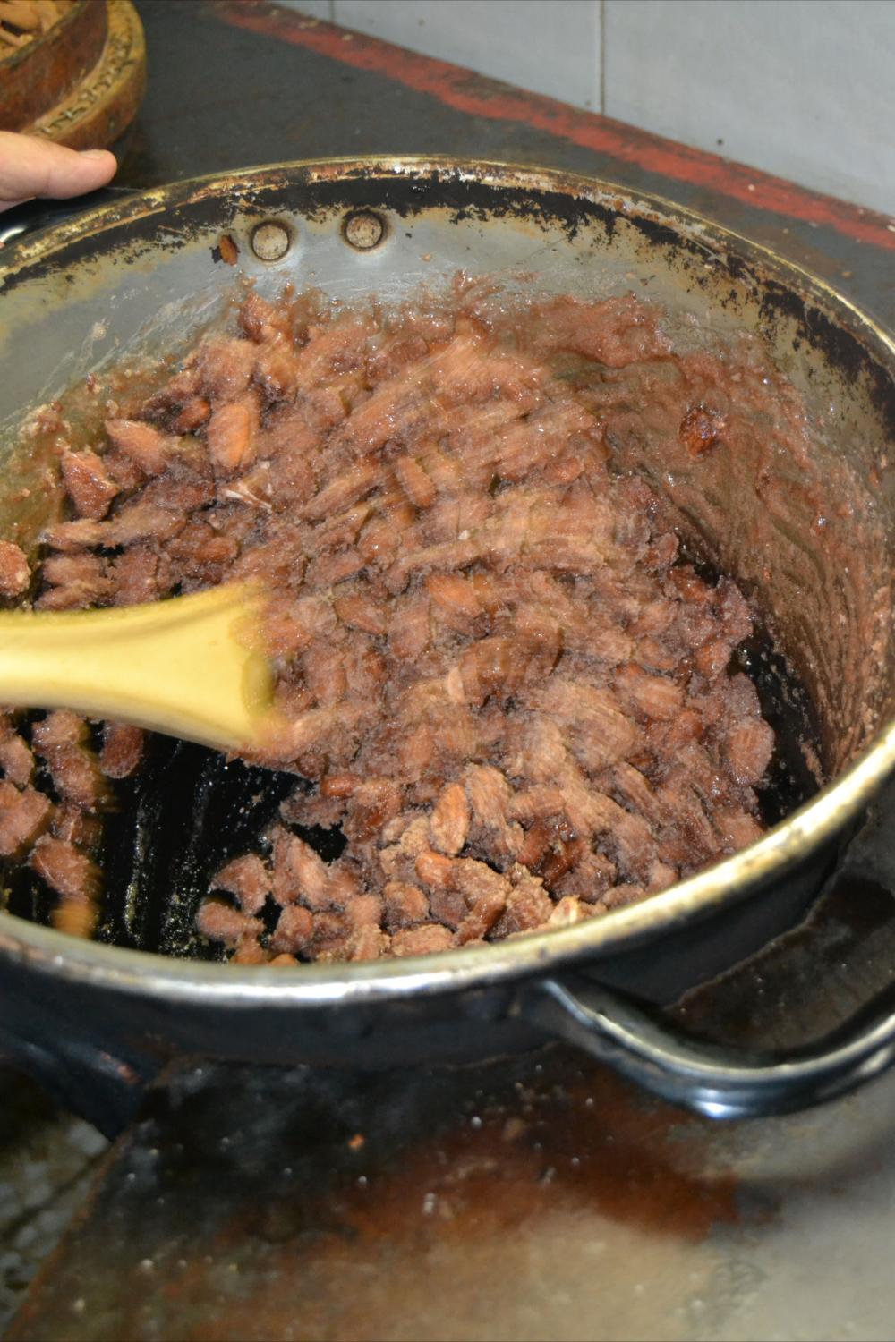 Almendras garrapiñadas de Ujué