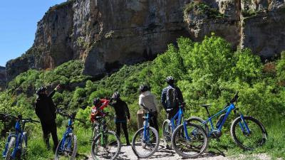 Electric bike route through the Lumbier Gorge