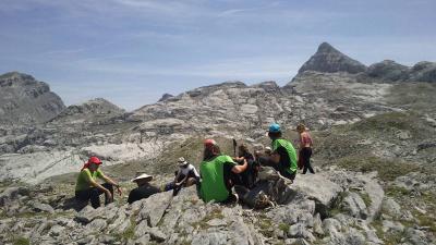 Pyrenean viewpoints with guide