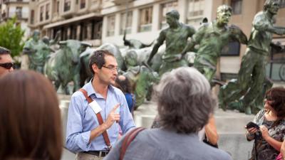 Pamplona tour with radio guide