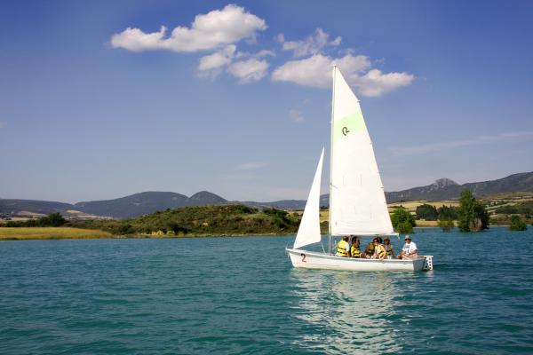 Sailing boat in the Alloz swamp