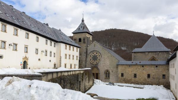 Orreaga/Roncesvalles snowy