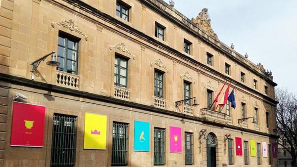 Fachada del edificio del INAP de Pamplona