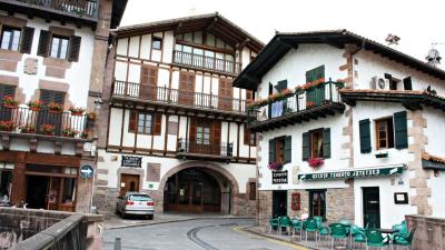 Experiencia cultural: valle de Baztan y Zugarramurdi